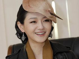royal 4d slot Lian Chenyuan tidak merasa bahwa duduk sejajar dengan seorang wanita fana telah menurunkan gayanya atau semacamnya.
